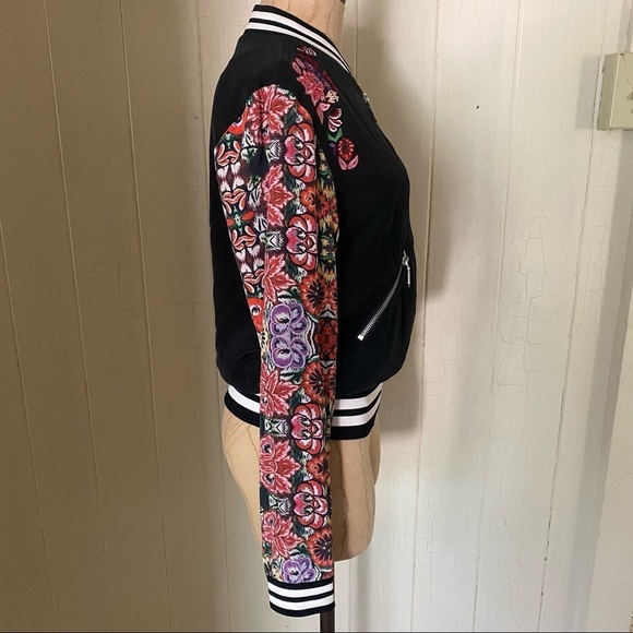 REBECCA MINKOFF sz 0 Black Bomber Jacket Floral Sleeves Silk - Picture 5 of 9